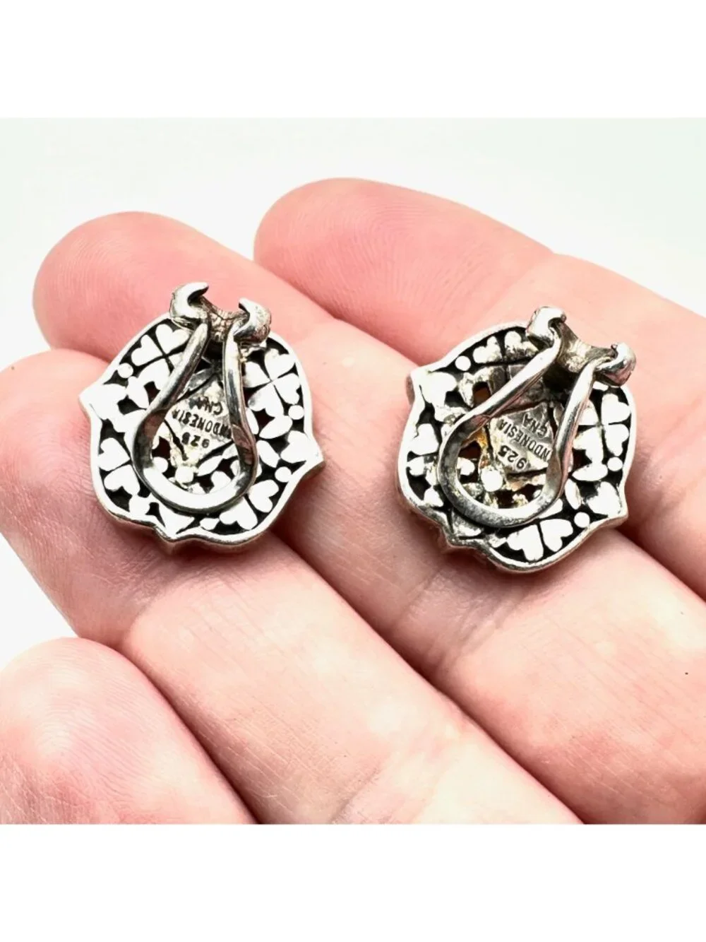 Indonesian Designer CNA Womans Earrings Sterling Silver Pearl Clip